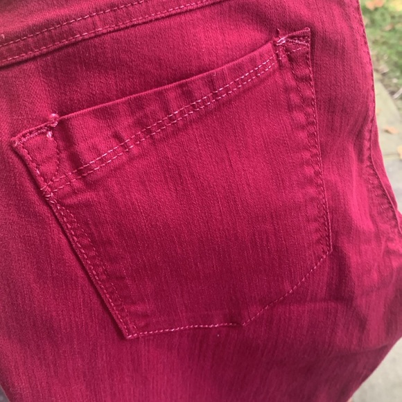 Express red skinny jeans.  Size 4. - Picture 8 of 8